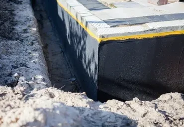 hydrotec-view-house-under-construction-insulation-260nw-1533562631-370x255-1