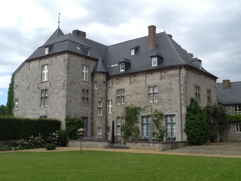 Château ferme du domaine de la Falize à Rhisnes (1)